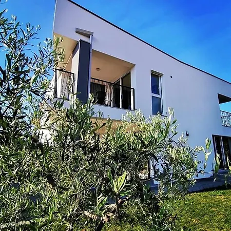 Guest house La Mar *